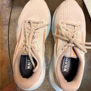 Brooks Glycerin 21 Women's Running Shoes in Light Beige with Orange Accents